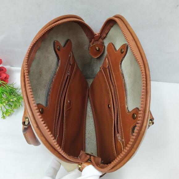 Dooney & Bourke Ivory Pebbled Leather Dommed Double Handle Zipper Satchel Bag - Picture 11 of 16